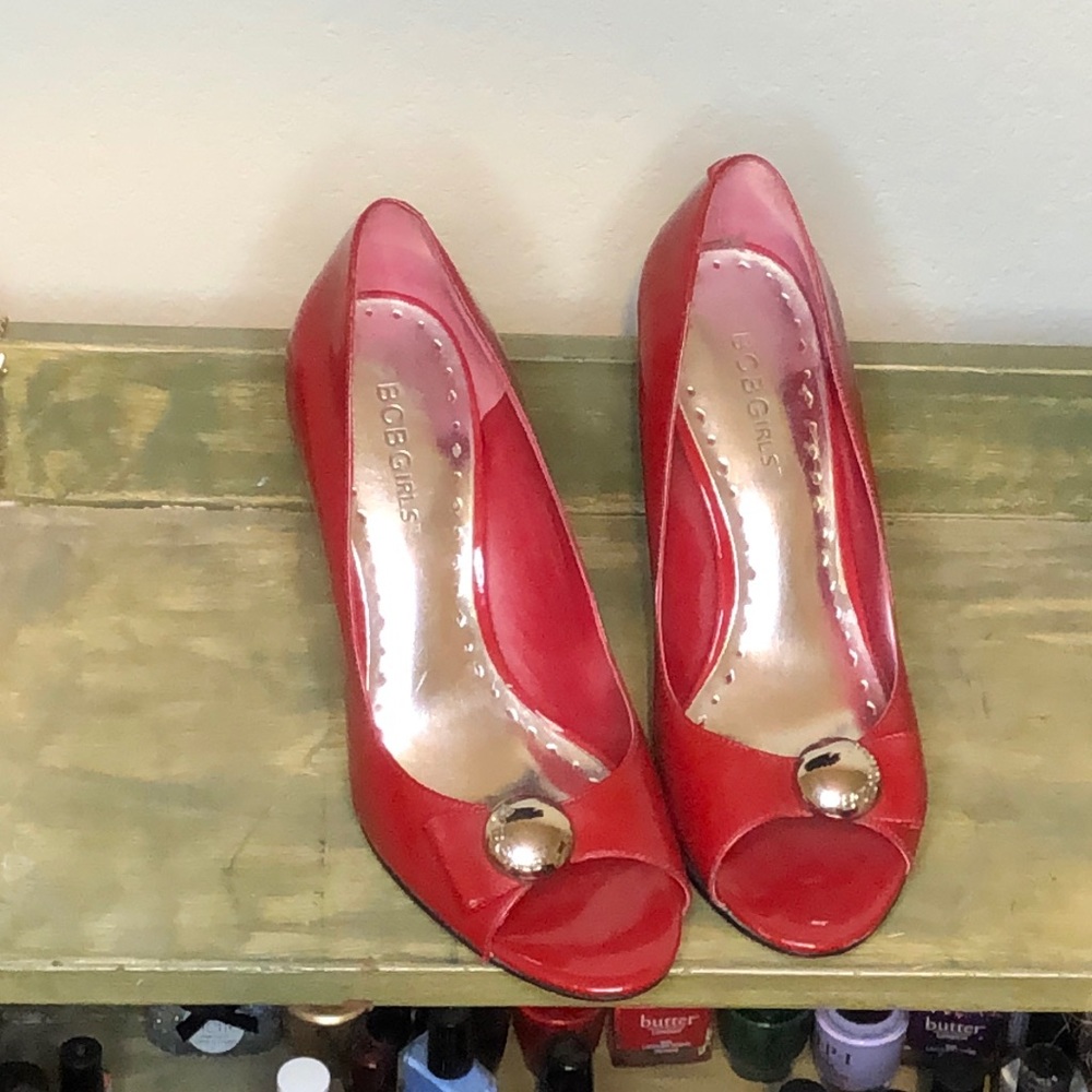 BCBG Pumps